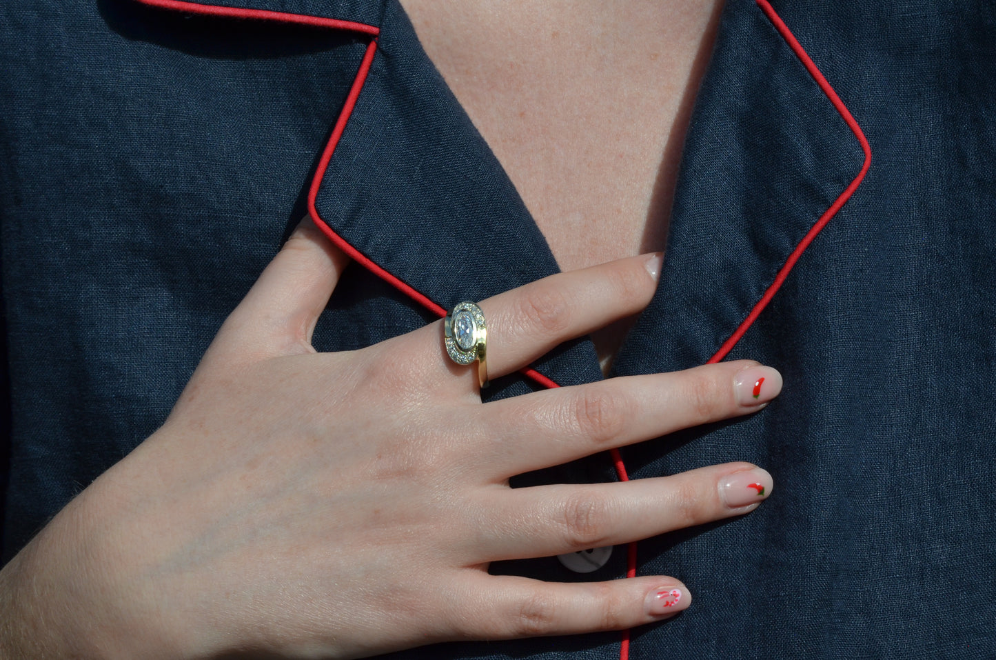 Flowing Vintage Moval Diamond Ring