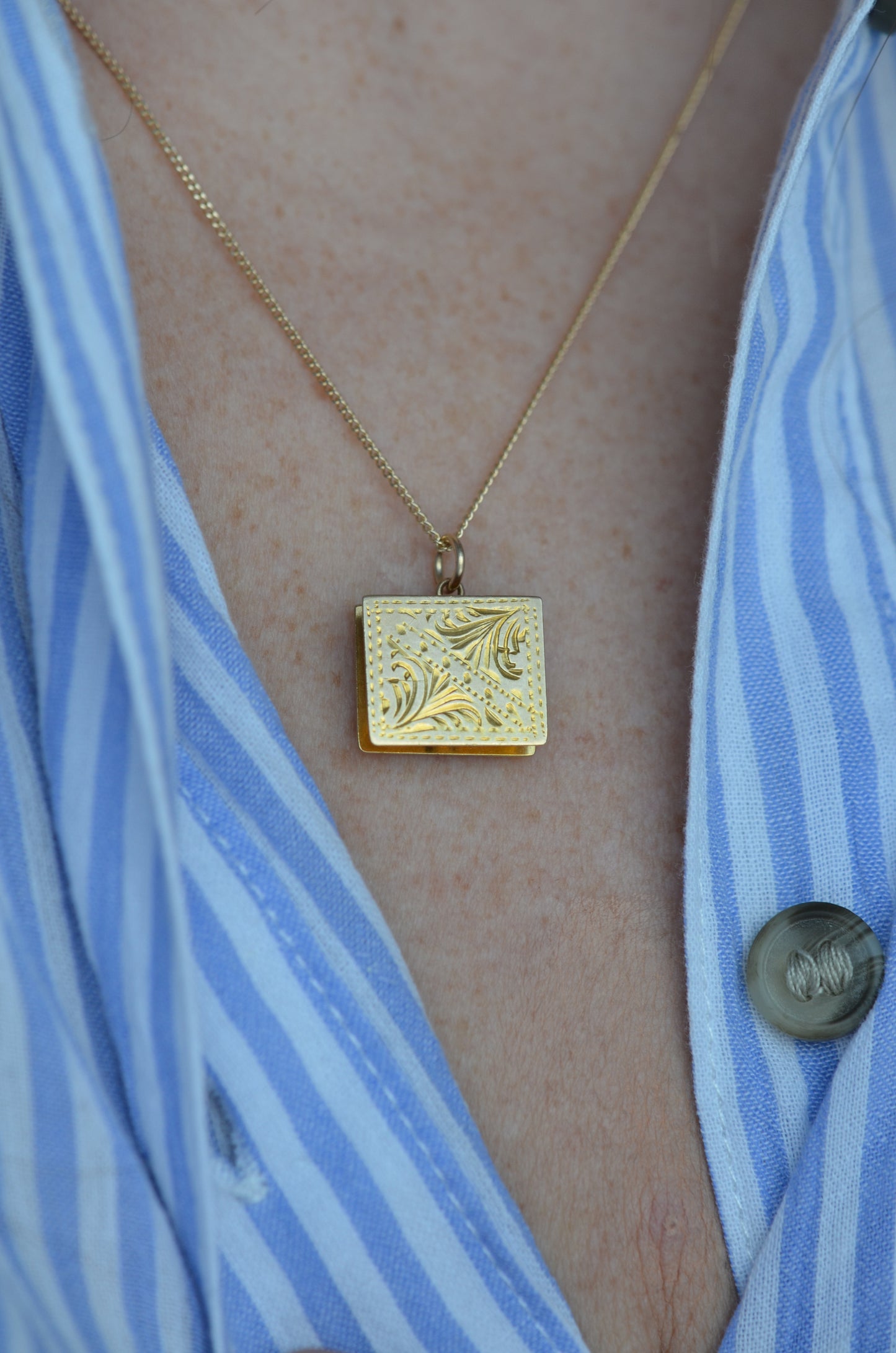 Vintage Secret Treasure Chest Charm