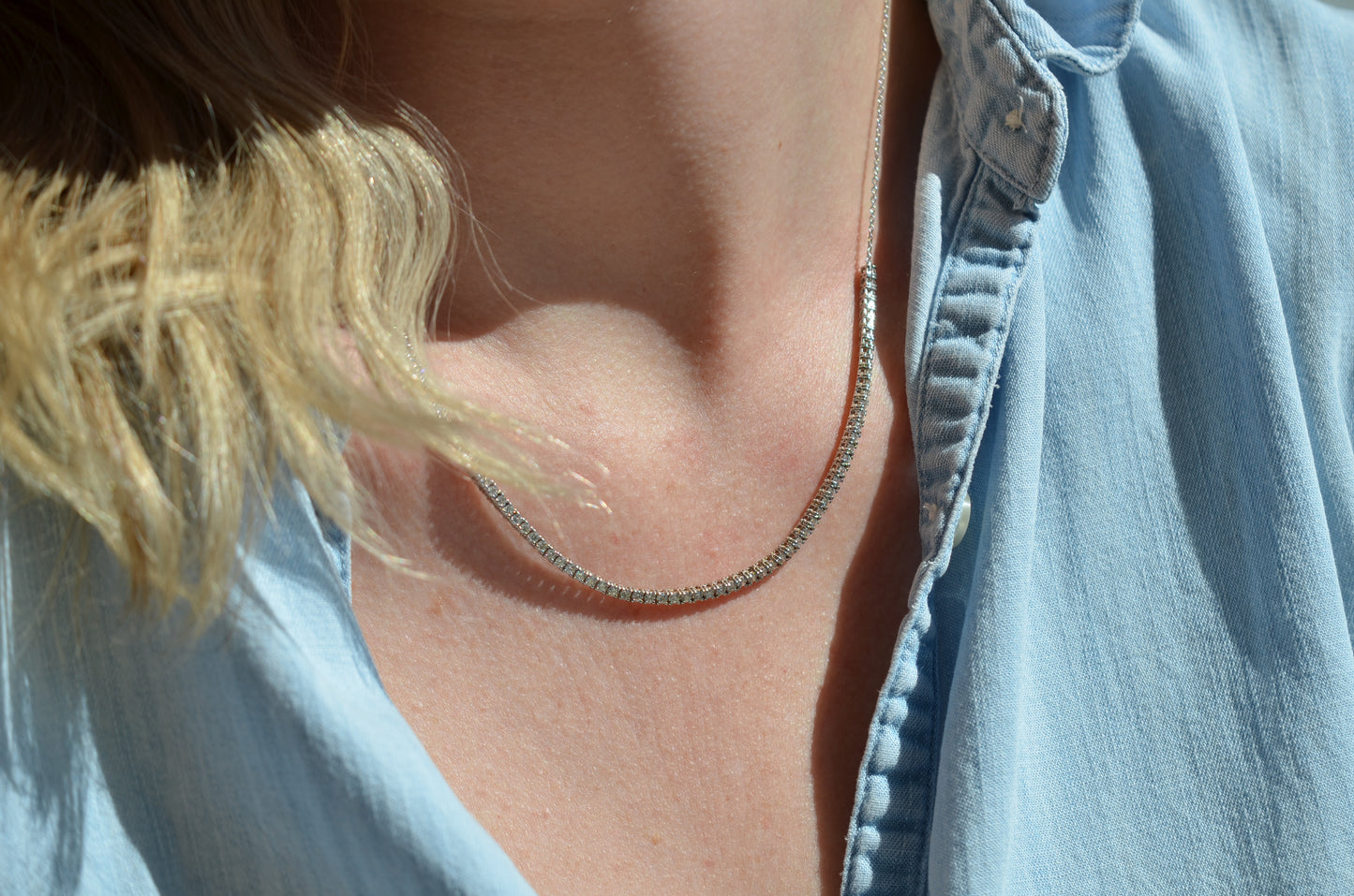 Chic White Gold Estate Diamond Necklace