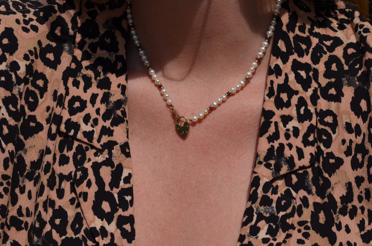 Elegant Pearl and Gemstone Necklace