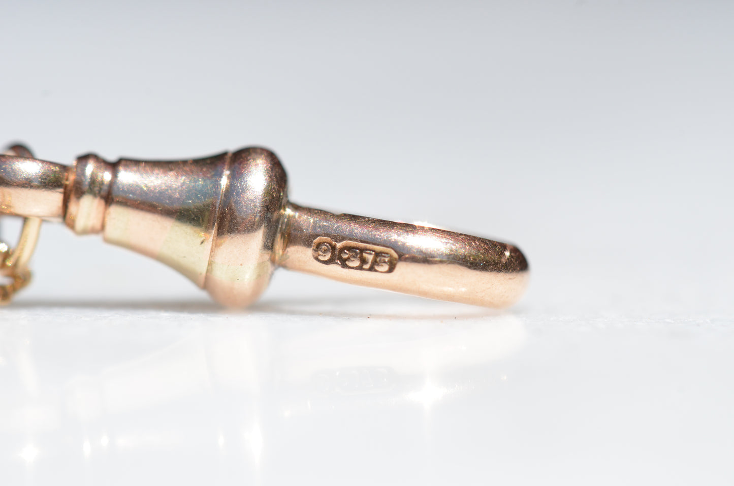 Rosy Vintage Dog Clip