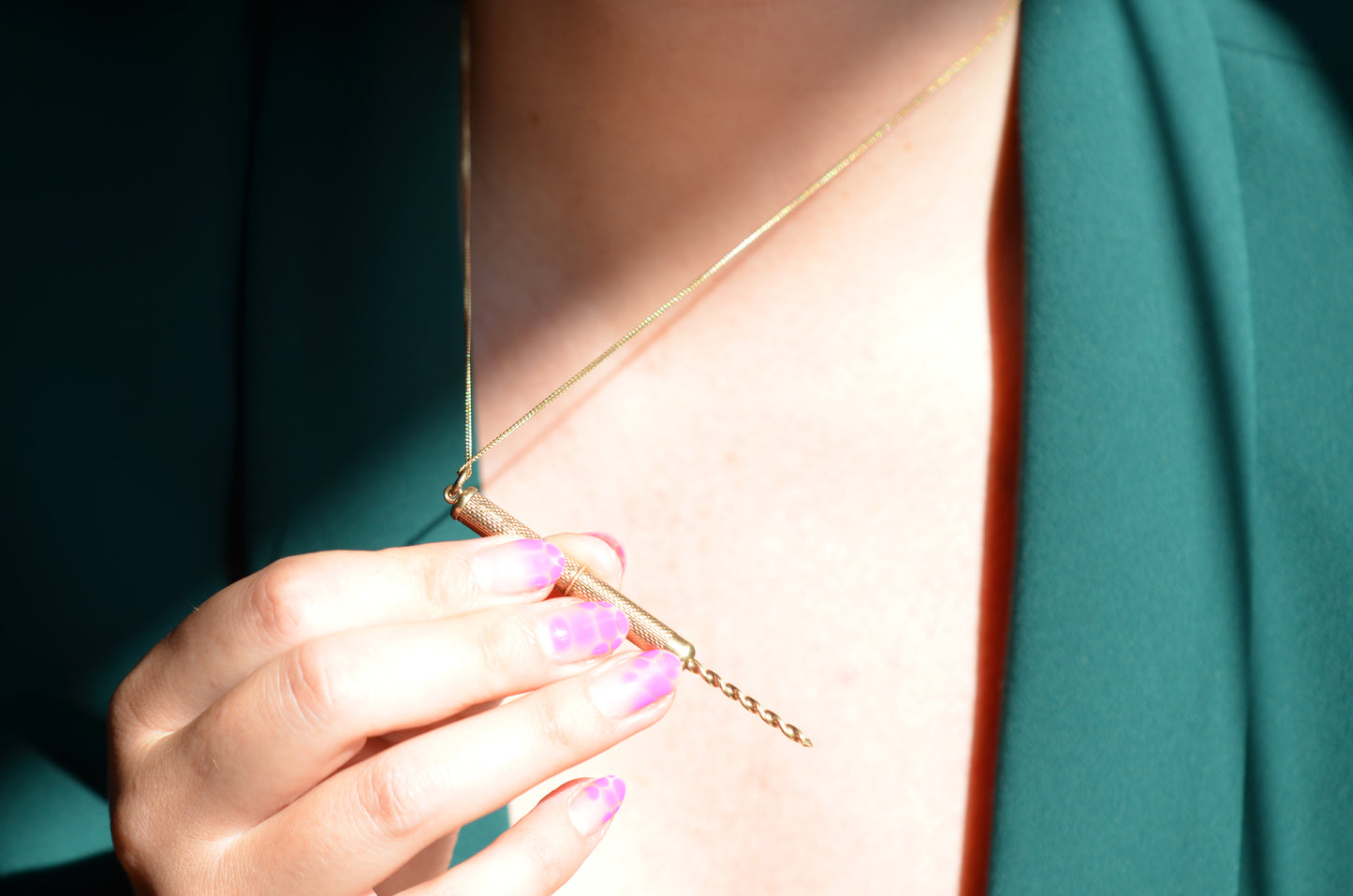 Hypnotic Vintage Gold Toothpick