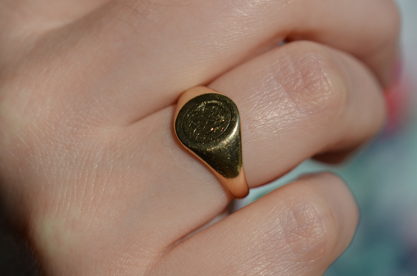 Classic Mid Century Signet MB