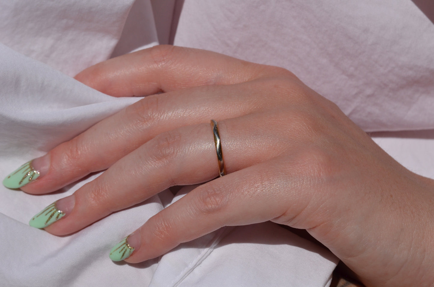 Rich 22k and Platinum Zigzag Band