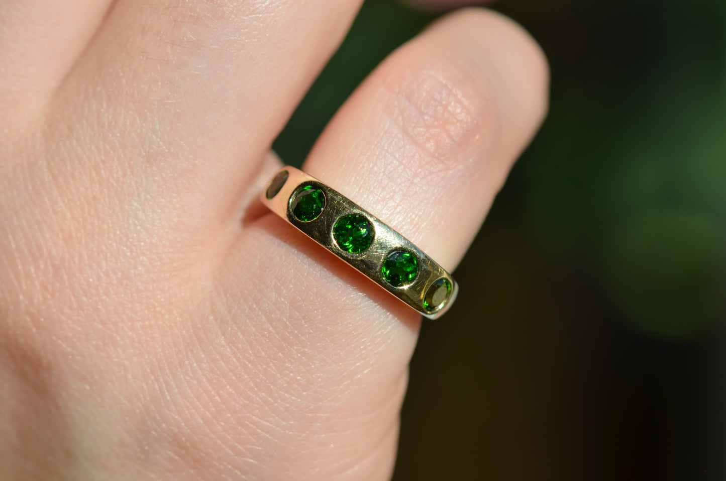 Vibrant Vintage Diopside Band