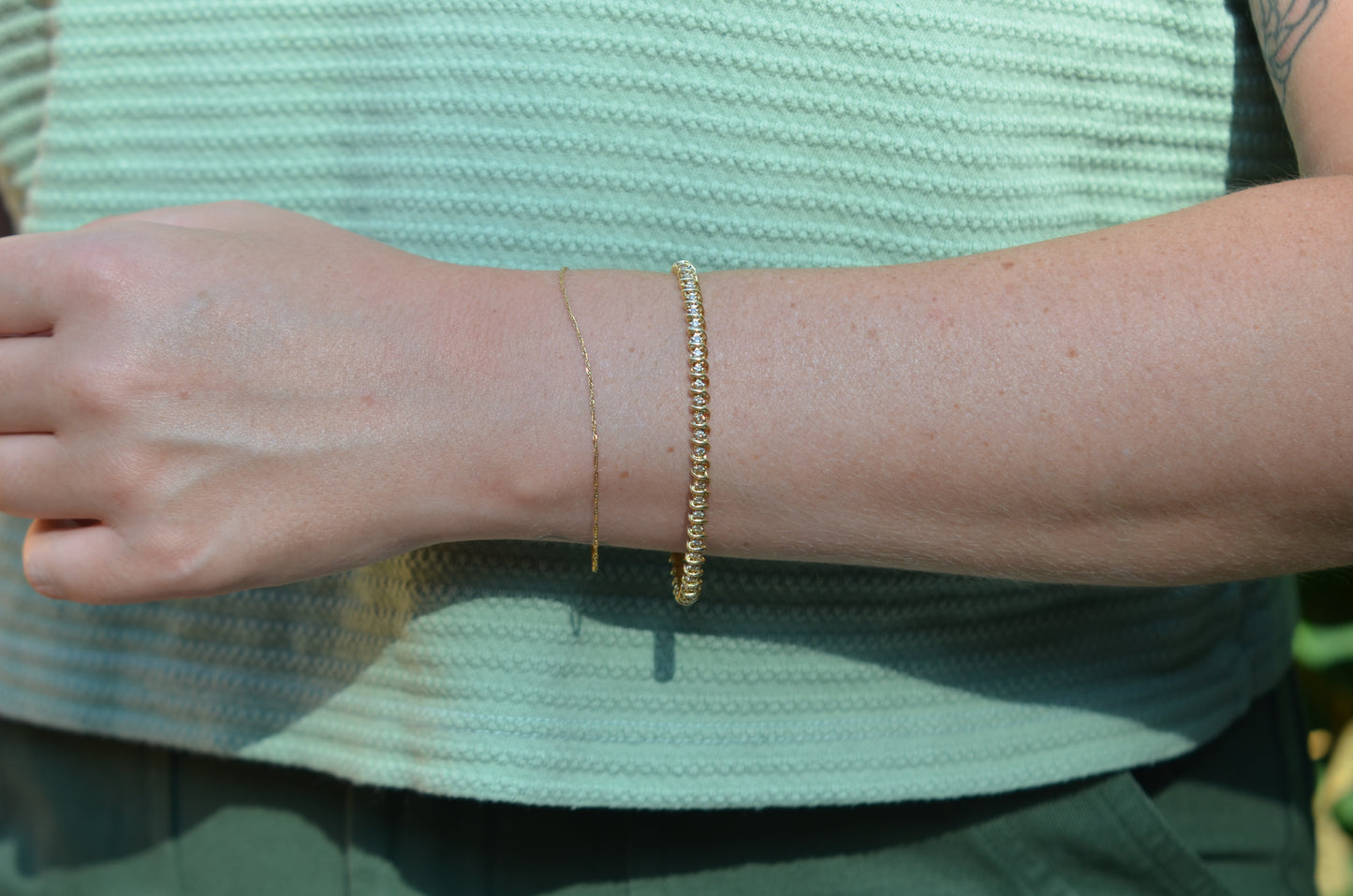 Classic Vintage Crossover Tennis Bracelet