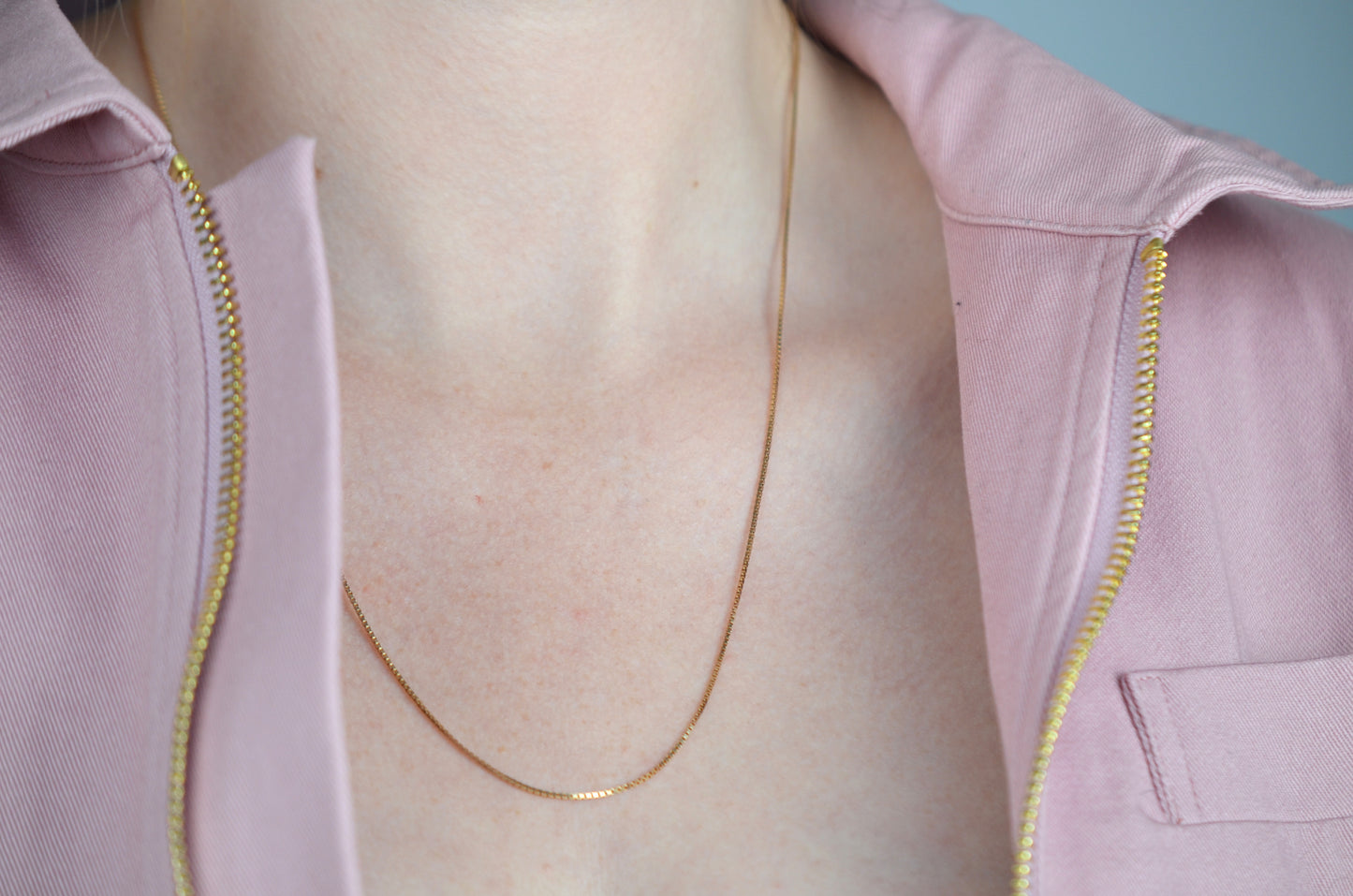 Shimmering Estate Box Chain