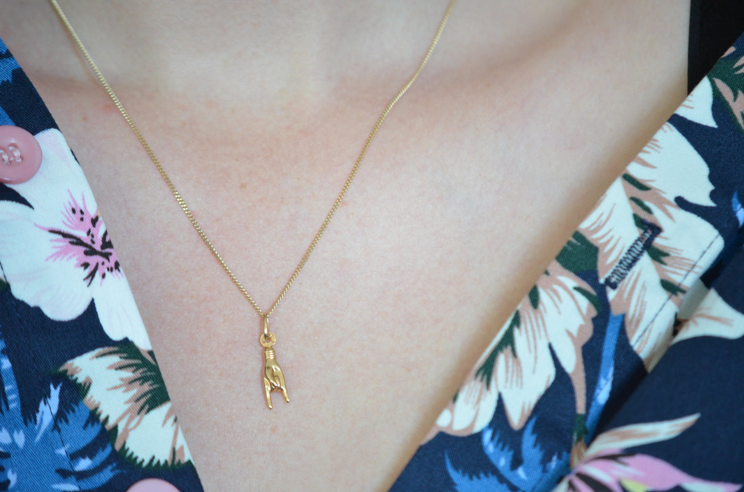 Ideal Estate Mano Cornuto Pendant