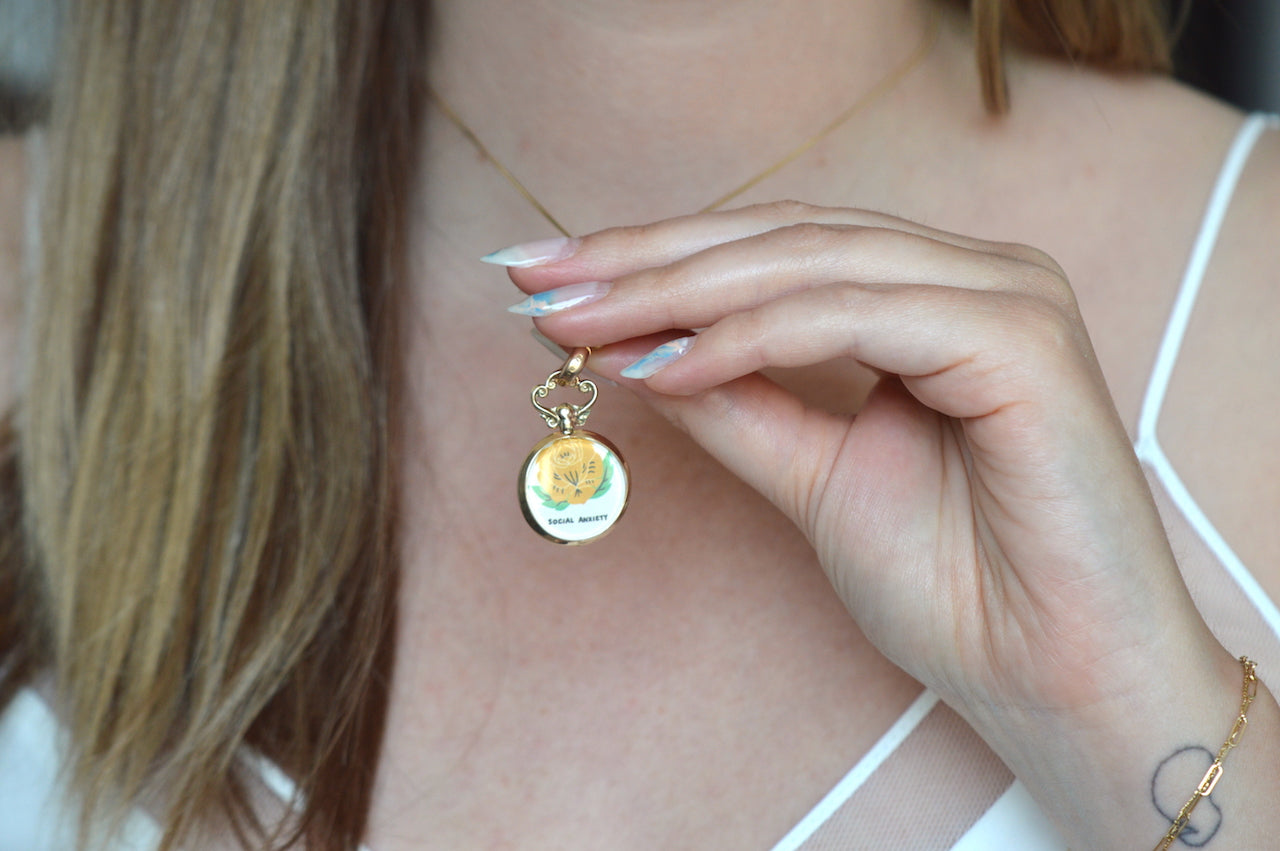 Charming Vintage Glass Locket