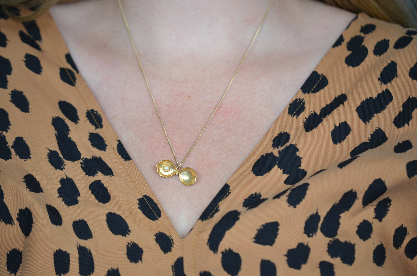 Precious Midcentury Shell and Pearl Charm