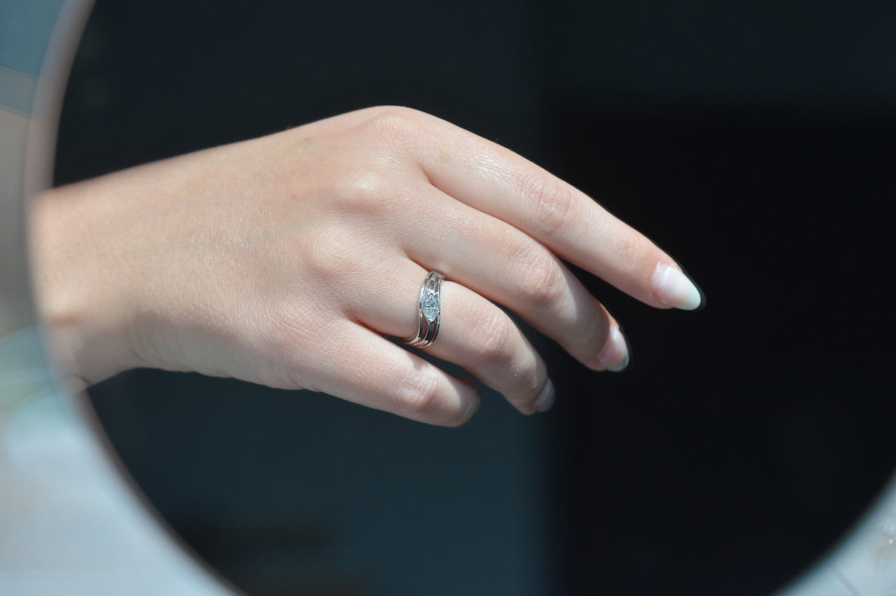 Elegant Vintage Marquise Solitaire Ring