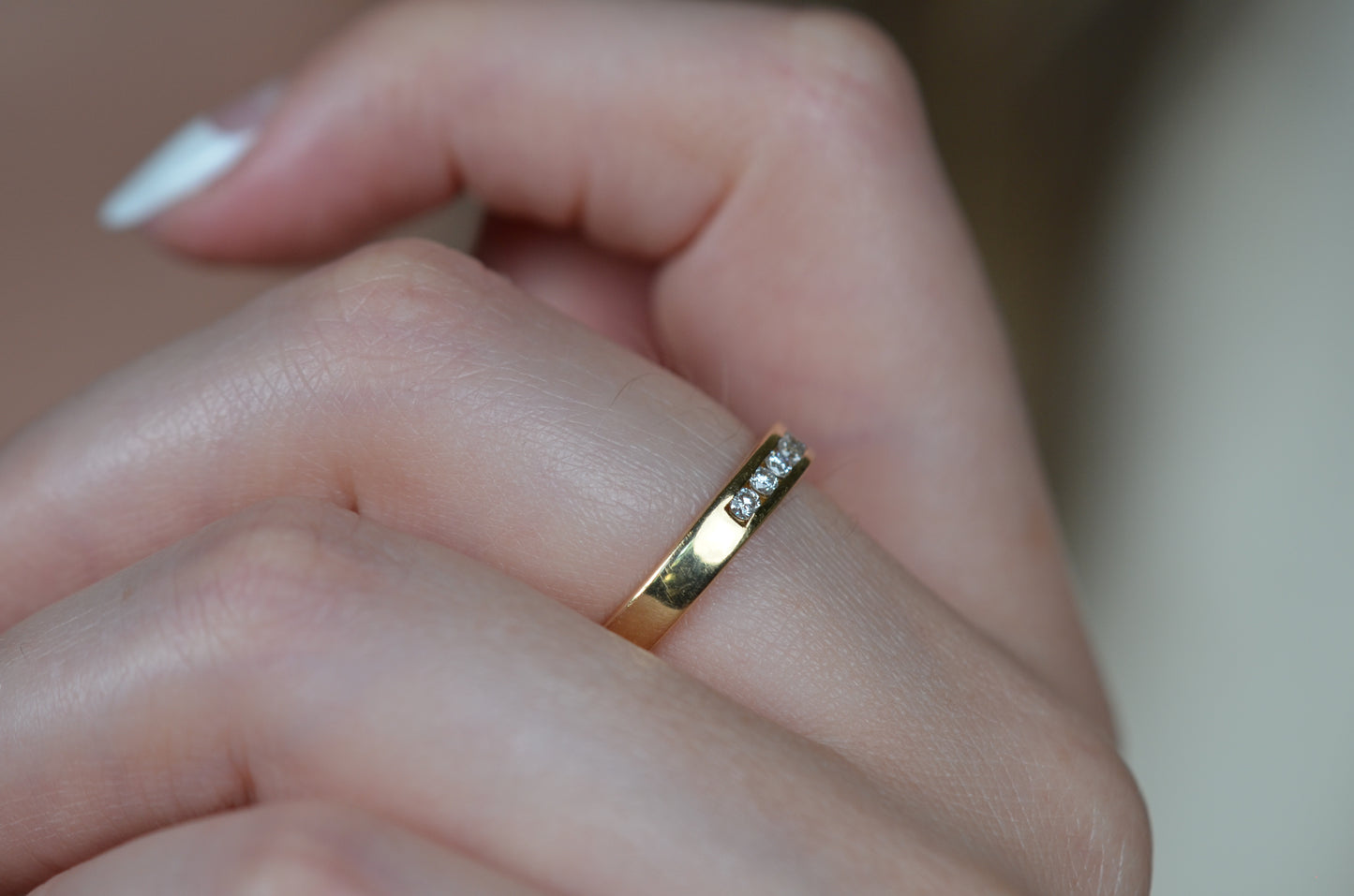 Classic Diamond Channel Band 7