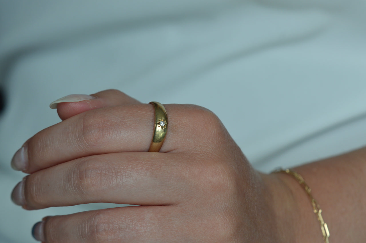 Warm Victorian-Inspired Star-Set Ring