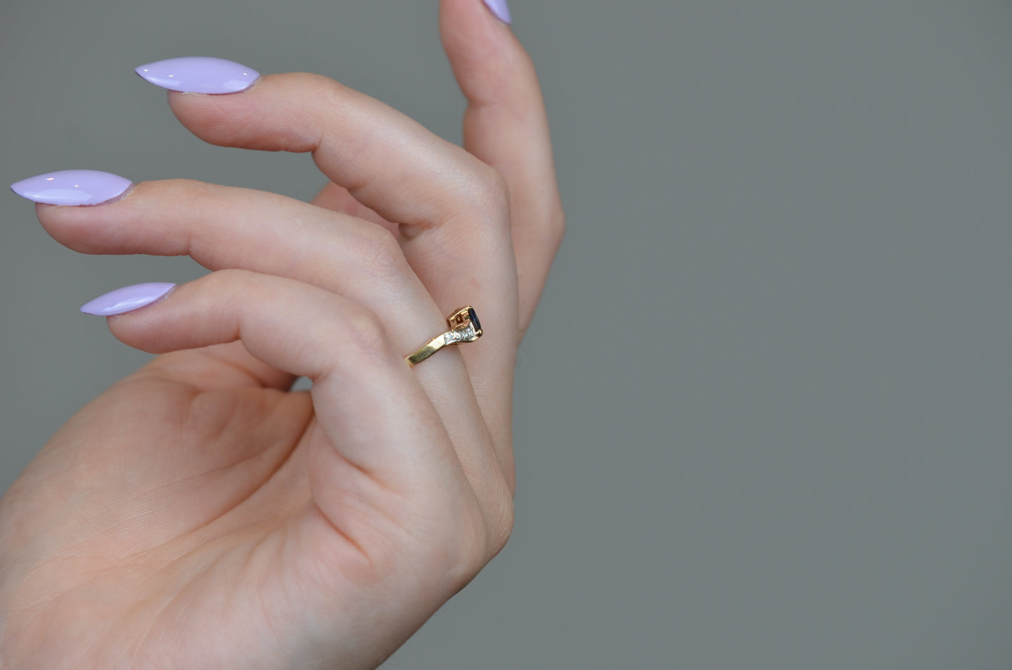 Vintage Sapphire Marquise Wave Band