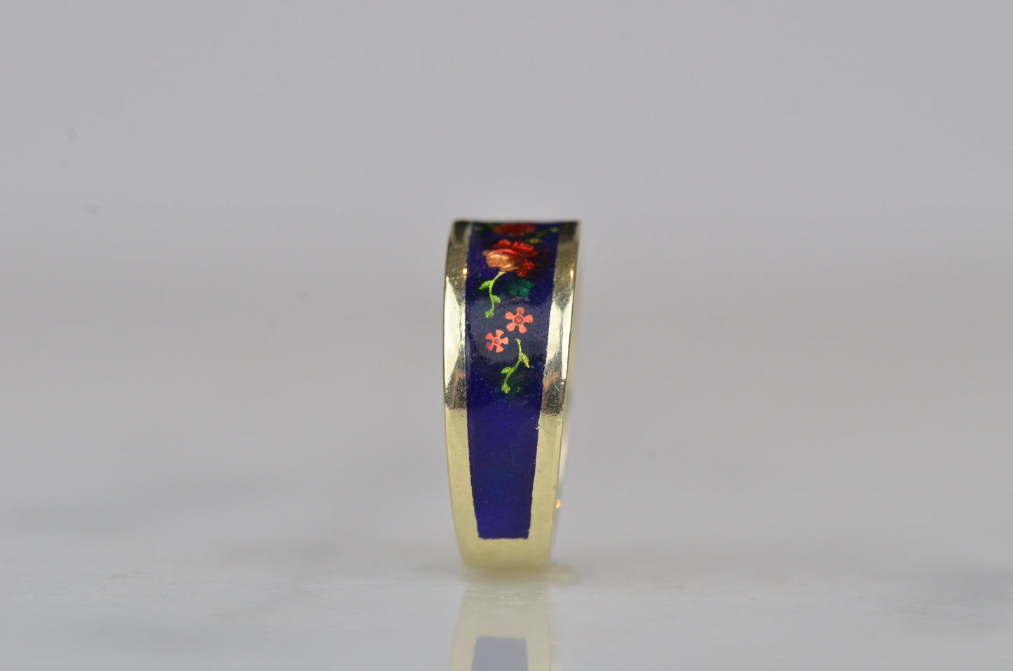 Outstanding Floral Enamel Band