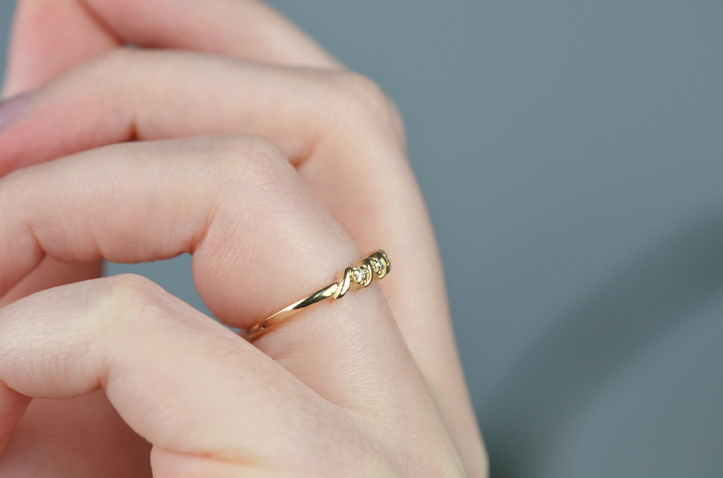 Dainty Estate Five Stone Band