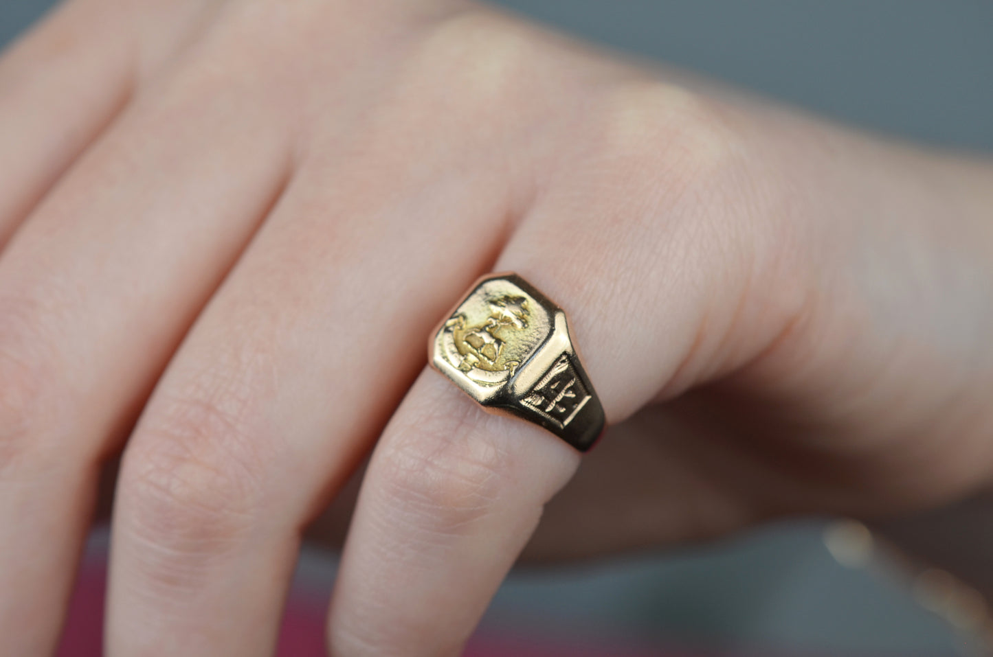 Per Ardua: Moulton College Class Ring 1943