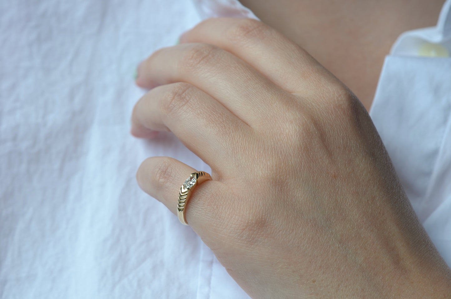 Dazzling Vintage Ribbed Marquise Ring