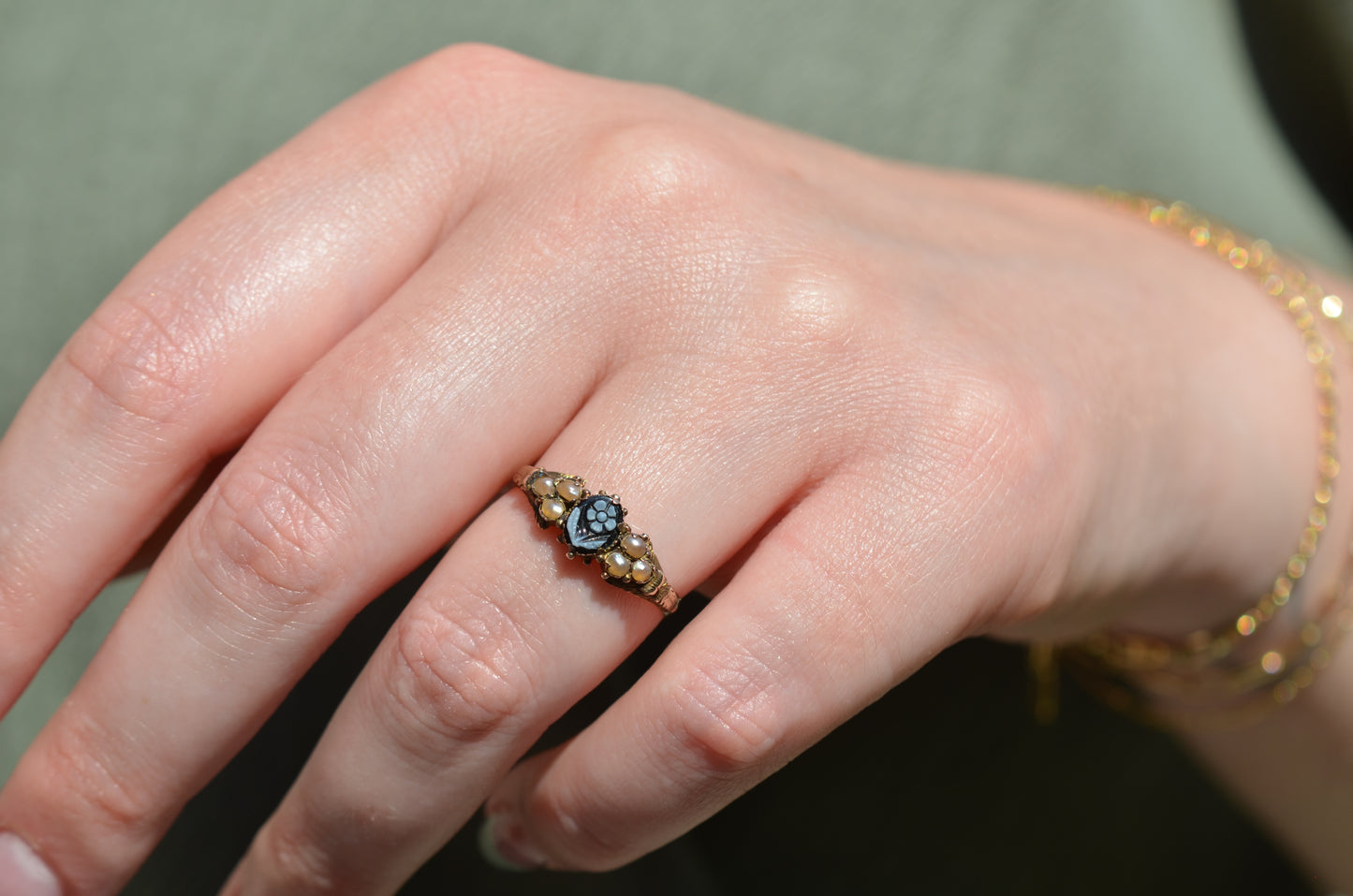 Sentimental Victorian Forget Me Not Ring