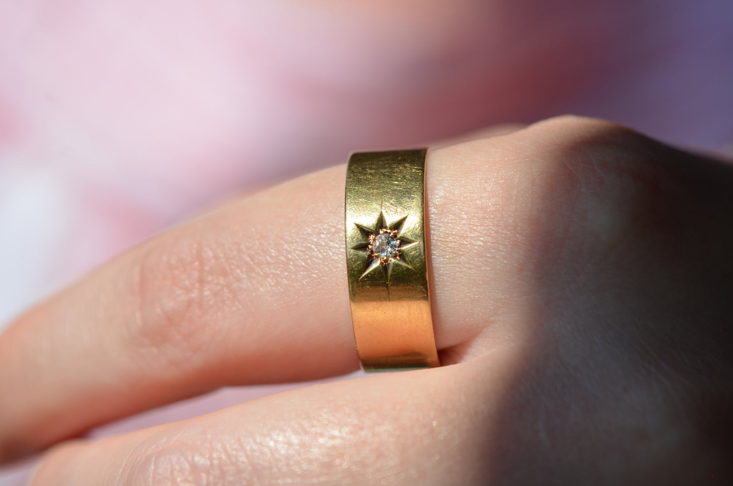 Dreamy Antique Star Set Cigar Band