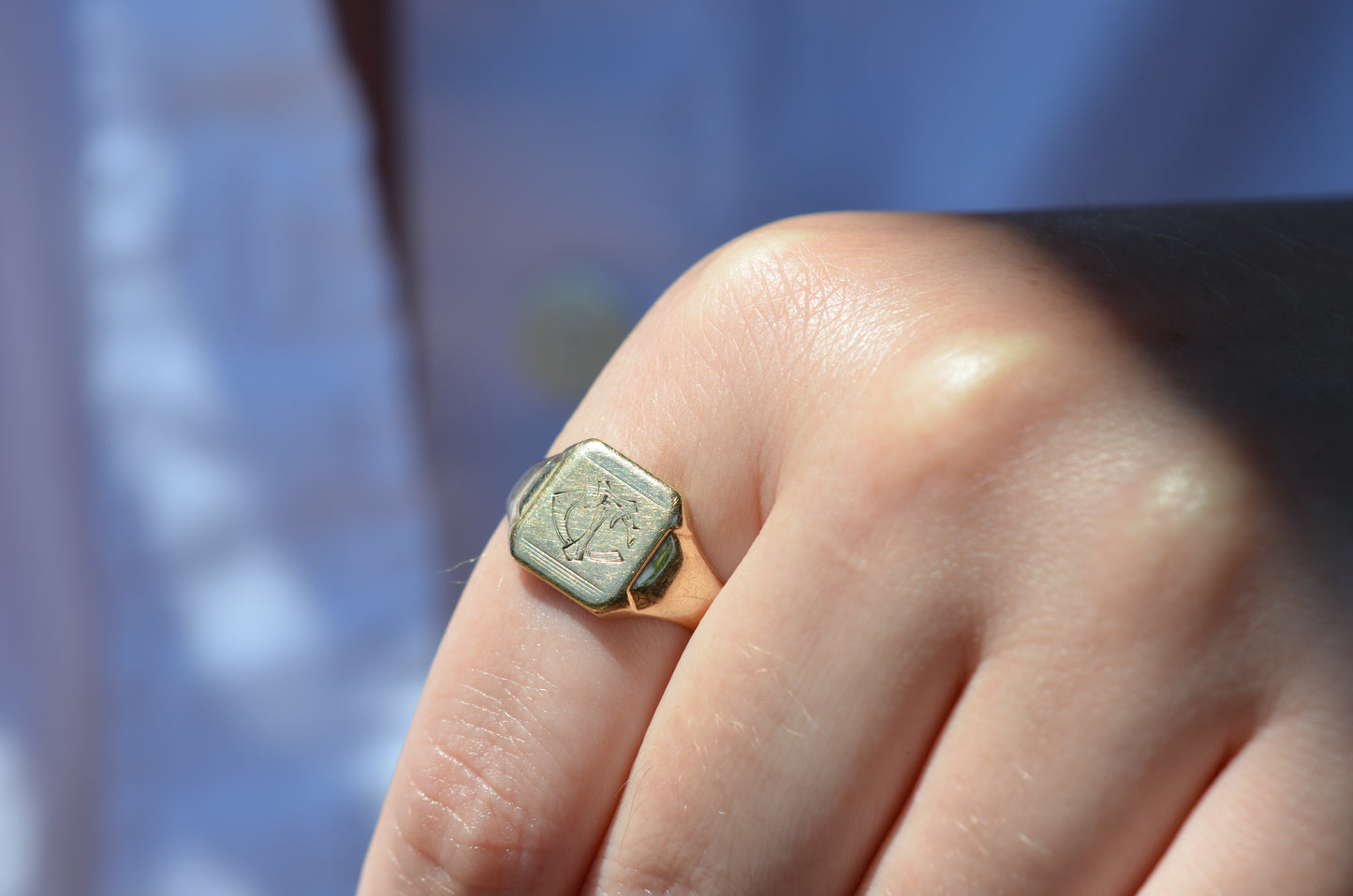 Soft Vintage Signet Ring CT