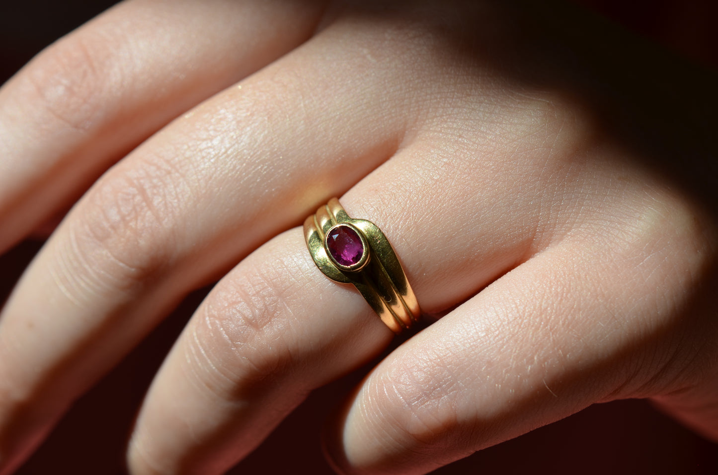 Sexy Vintage Ruby Bezel Ring