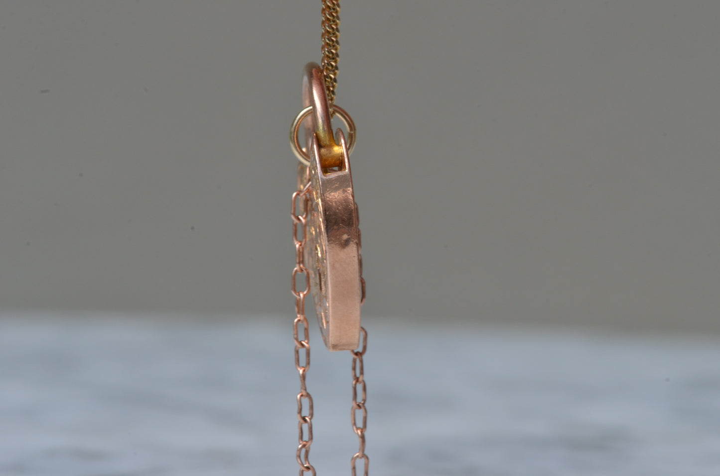 Medium Engraved Heart Padlock