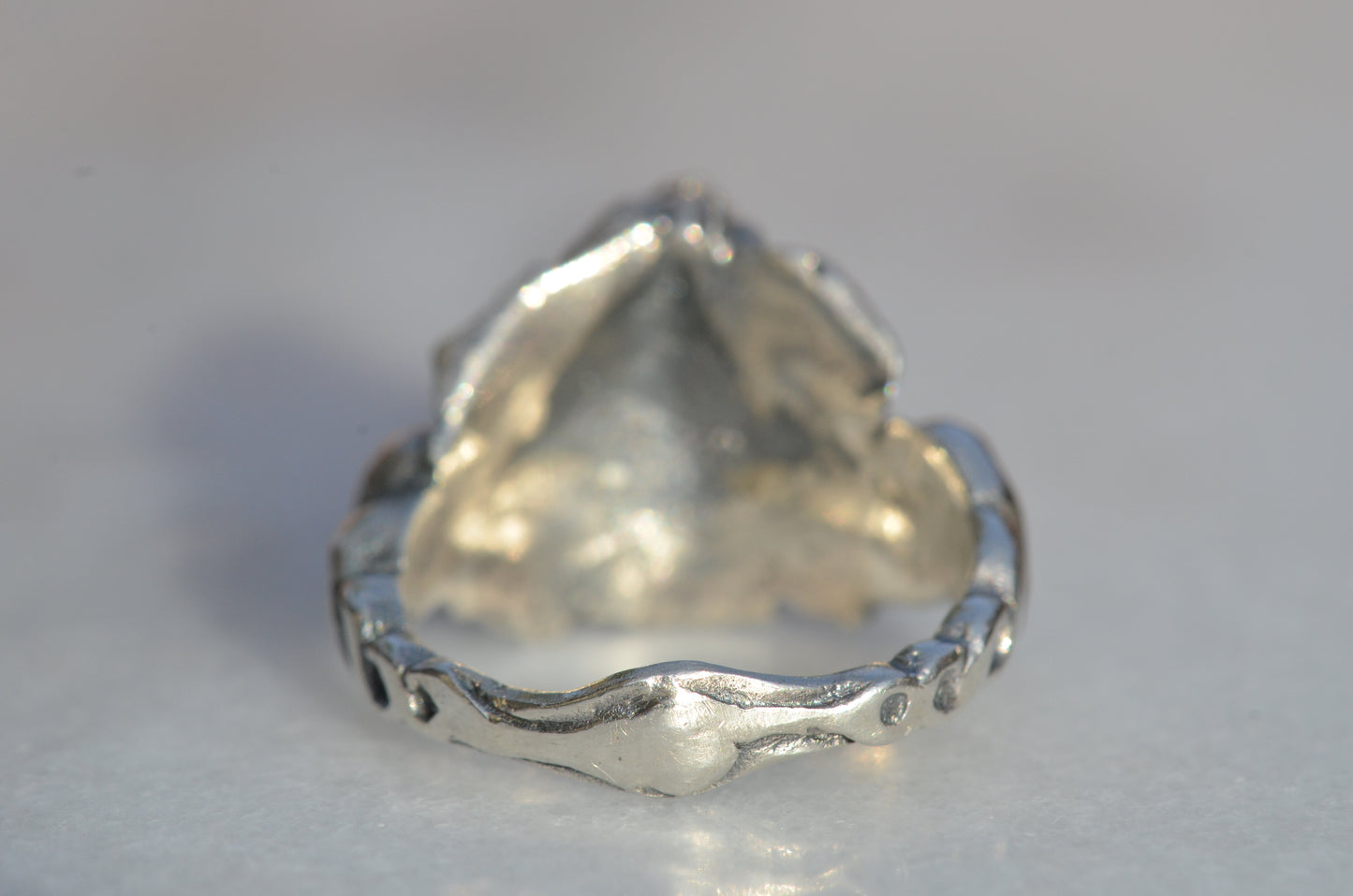 Bold Vintage Lovers' Embrace Ring