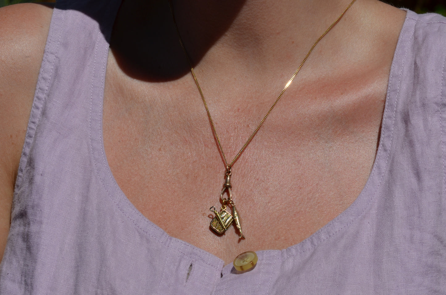 Versatile Vintage Swivel Dogclip