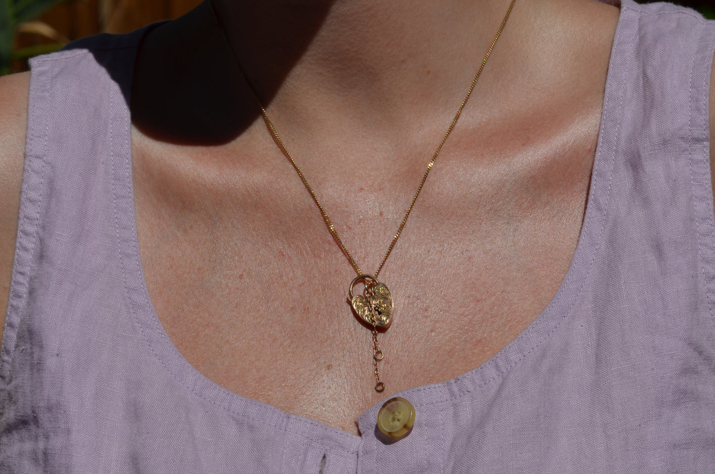 Medium Engraved Heart Padlock