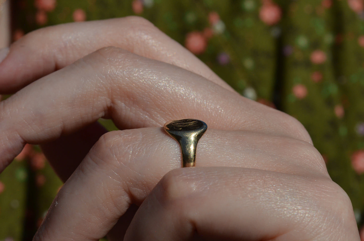 Warm Vintage Signet KC