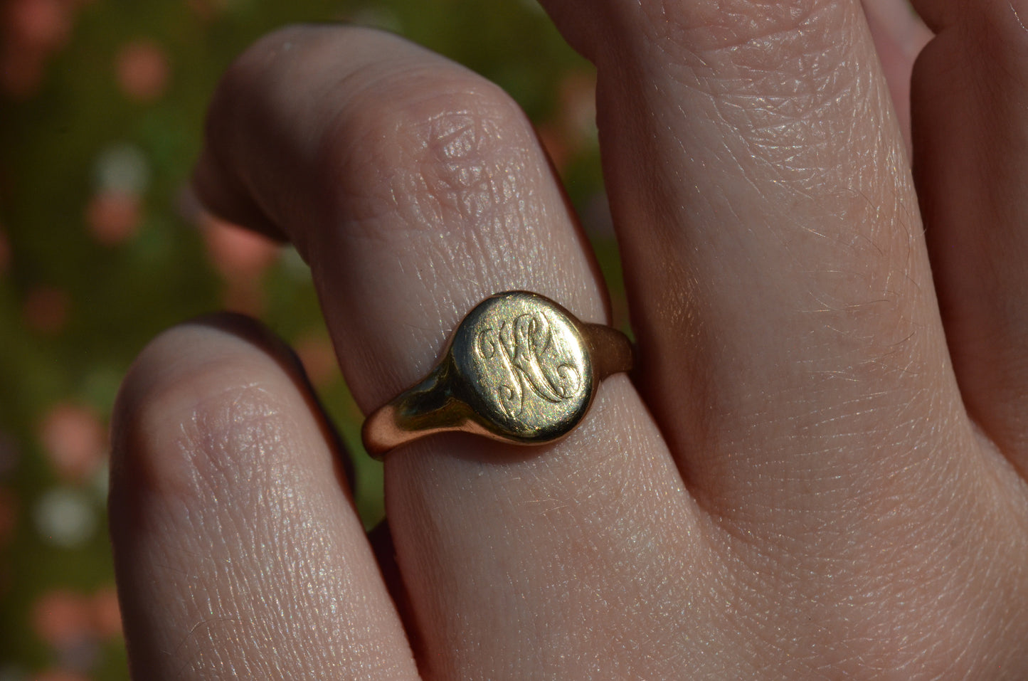 Warm Vintage Signet KC