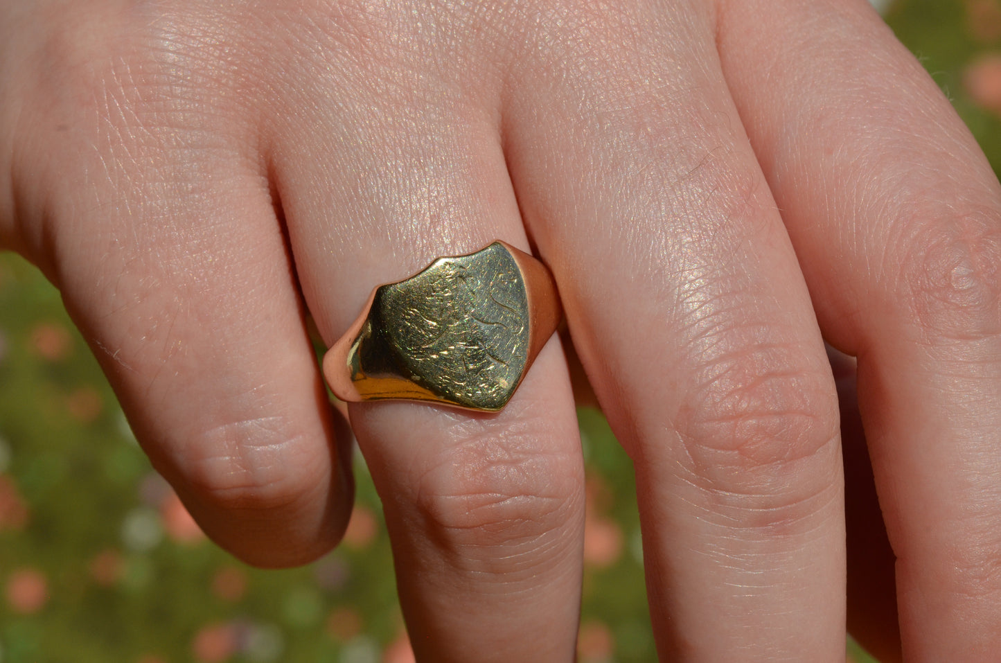 Sleek Lion Signet Ring