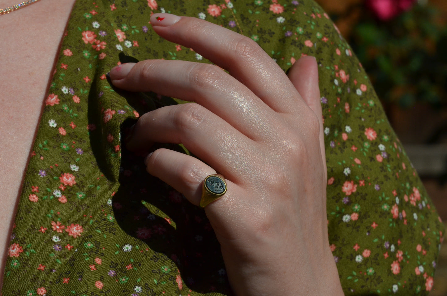 Petite Bloodstone Crest Ring
