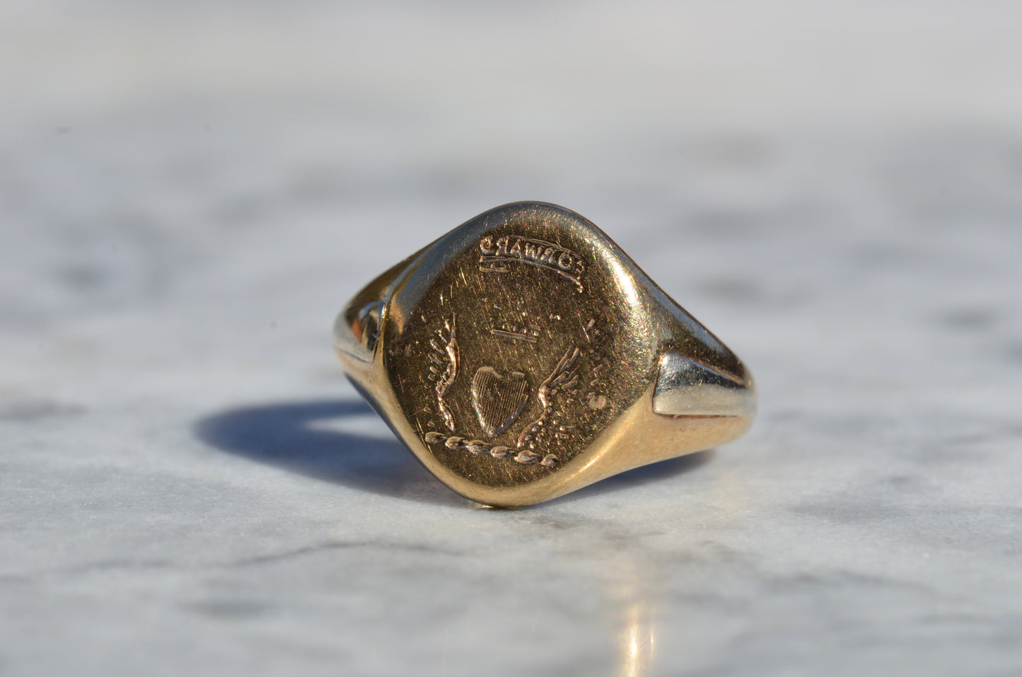 Inspirational Vintage Crest Signet