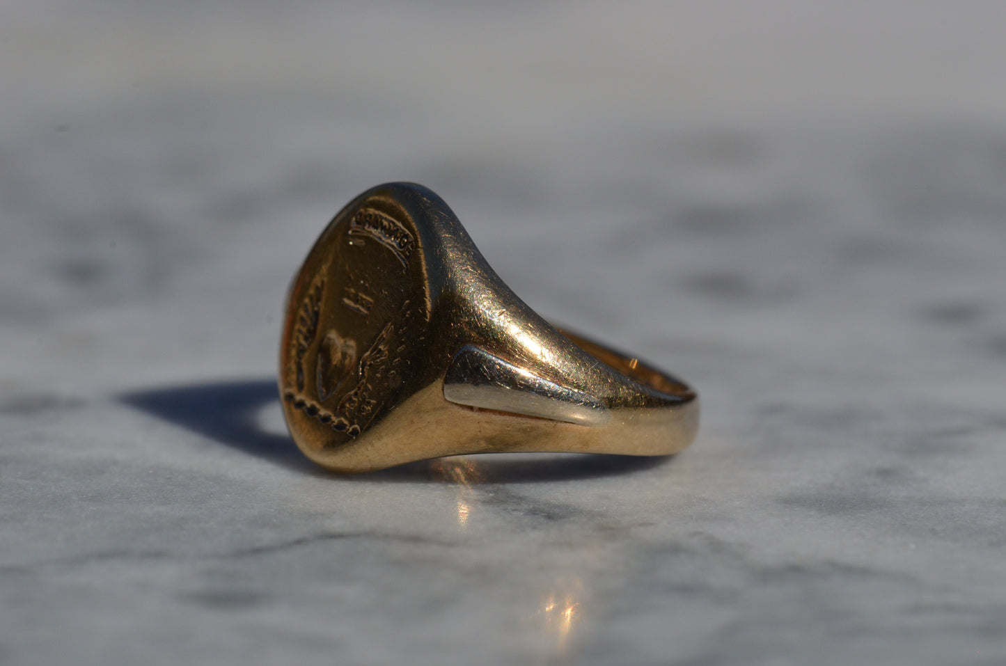Inspirational Vintage Crest Signet