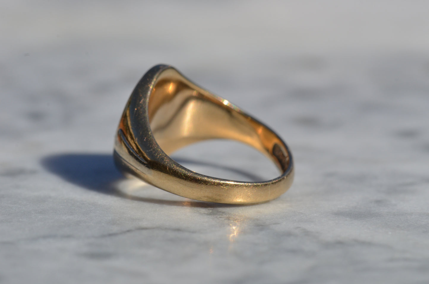 Inspirational Vintage Crest Signet