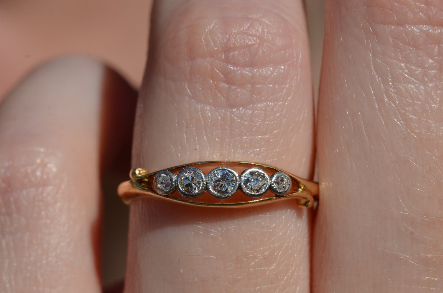 Elegant Edwardian Five Stone Band