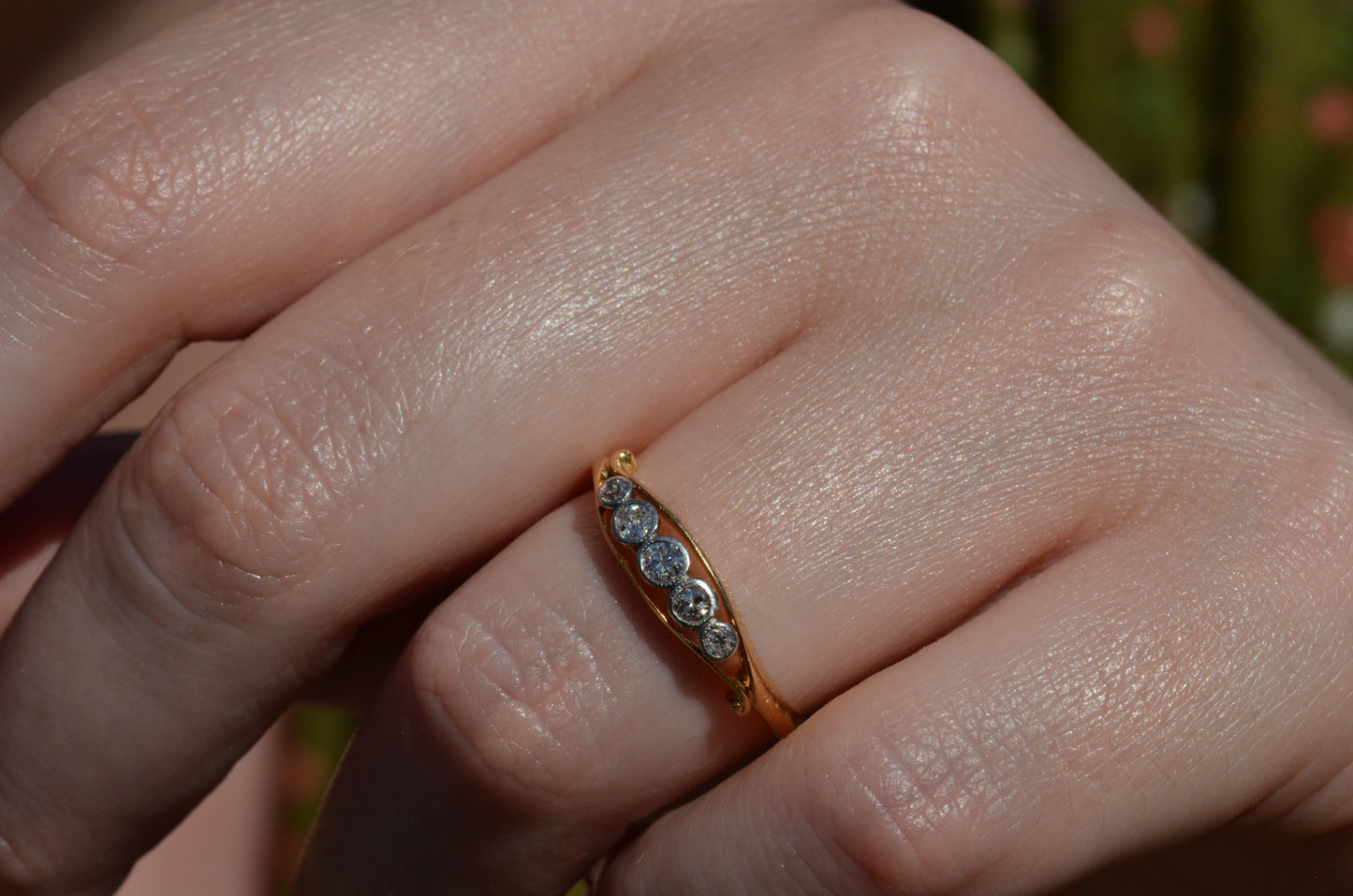 Elegant Edwardian Five Stone Band