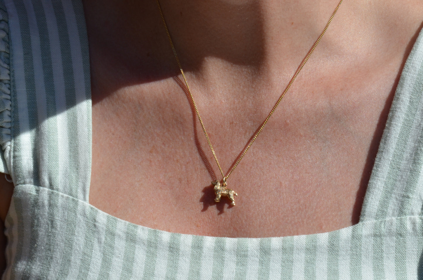 Detailed Vintage Spaniel Charm