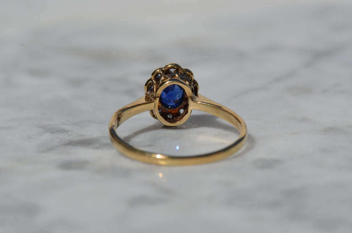 Rich Antique Sapphire Daisy Ring