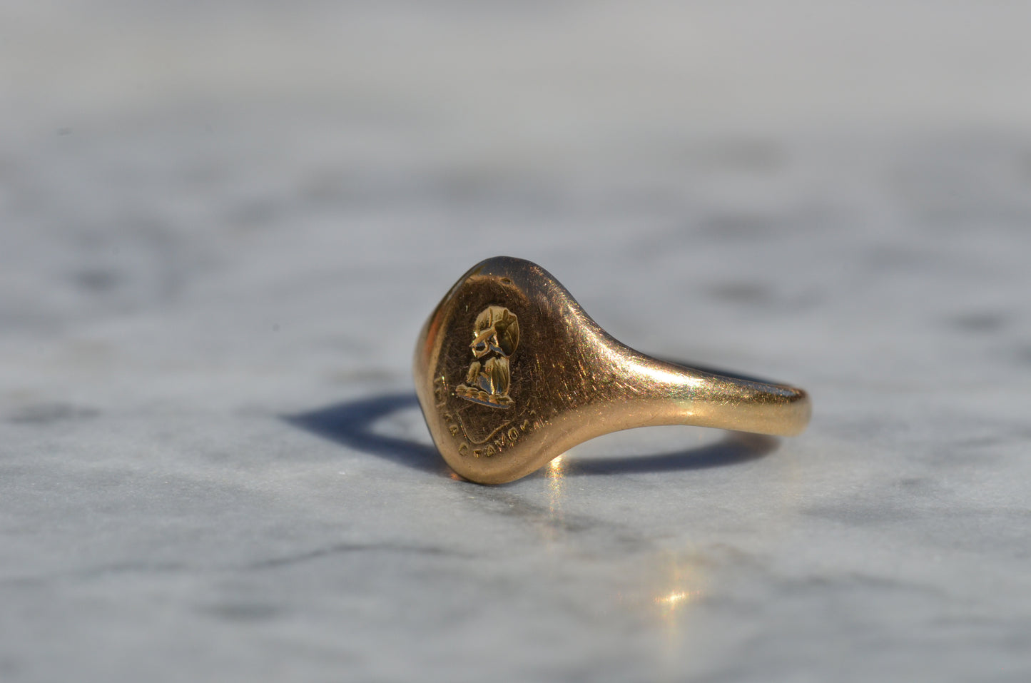 Hopeful Antique Crest Signet