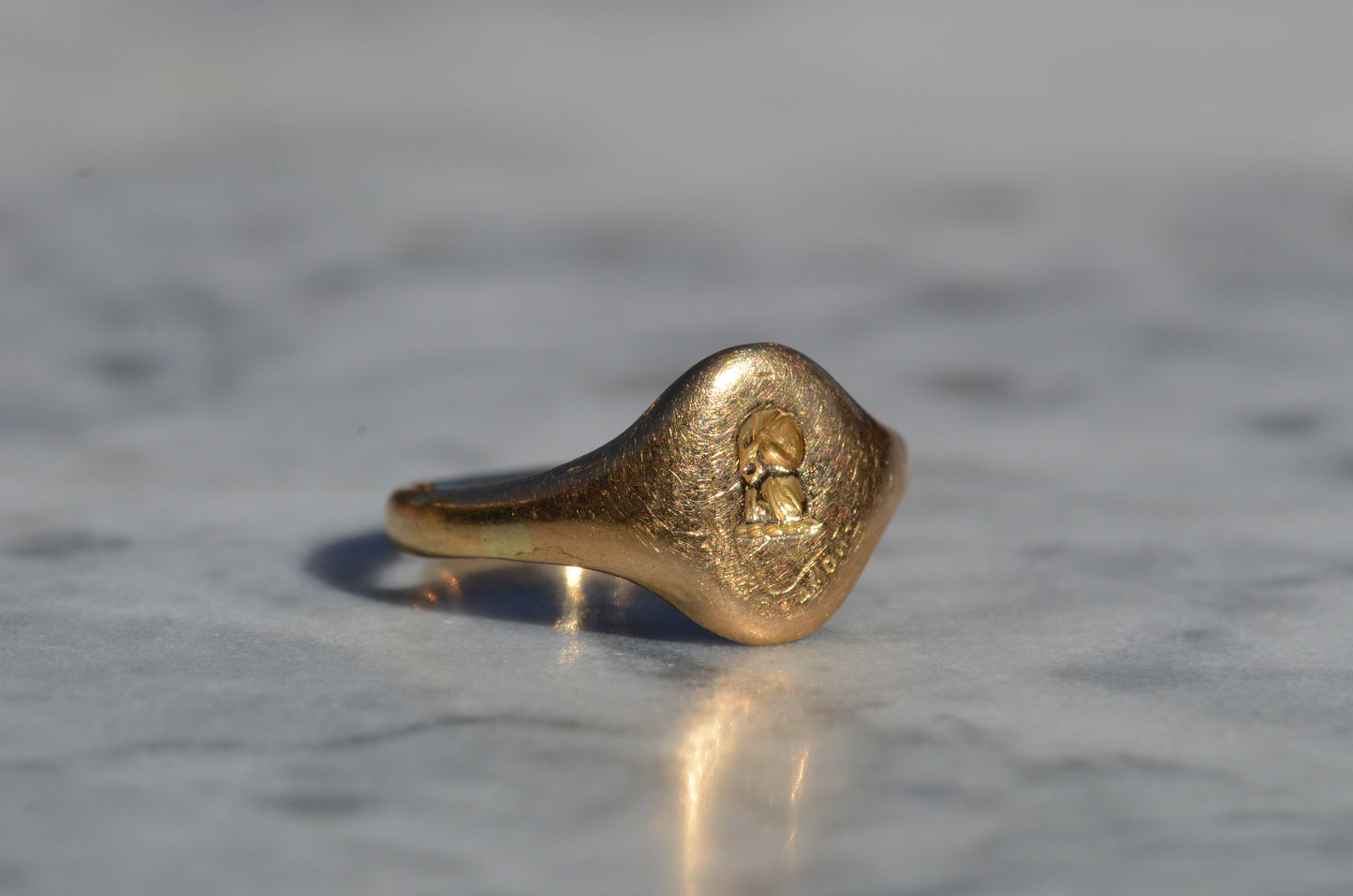 Hopeful Antique Crest Signet