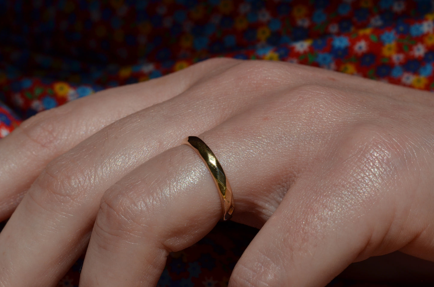 Vintage Faceted Gold Band