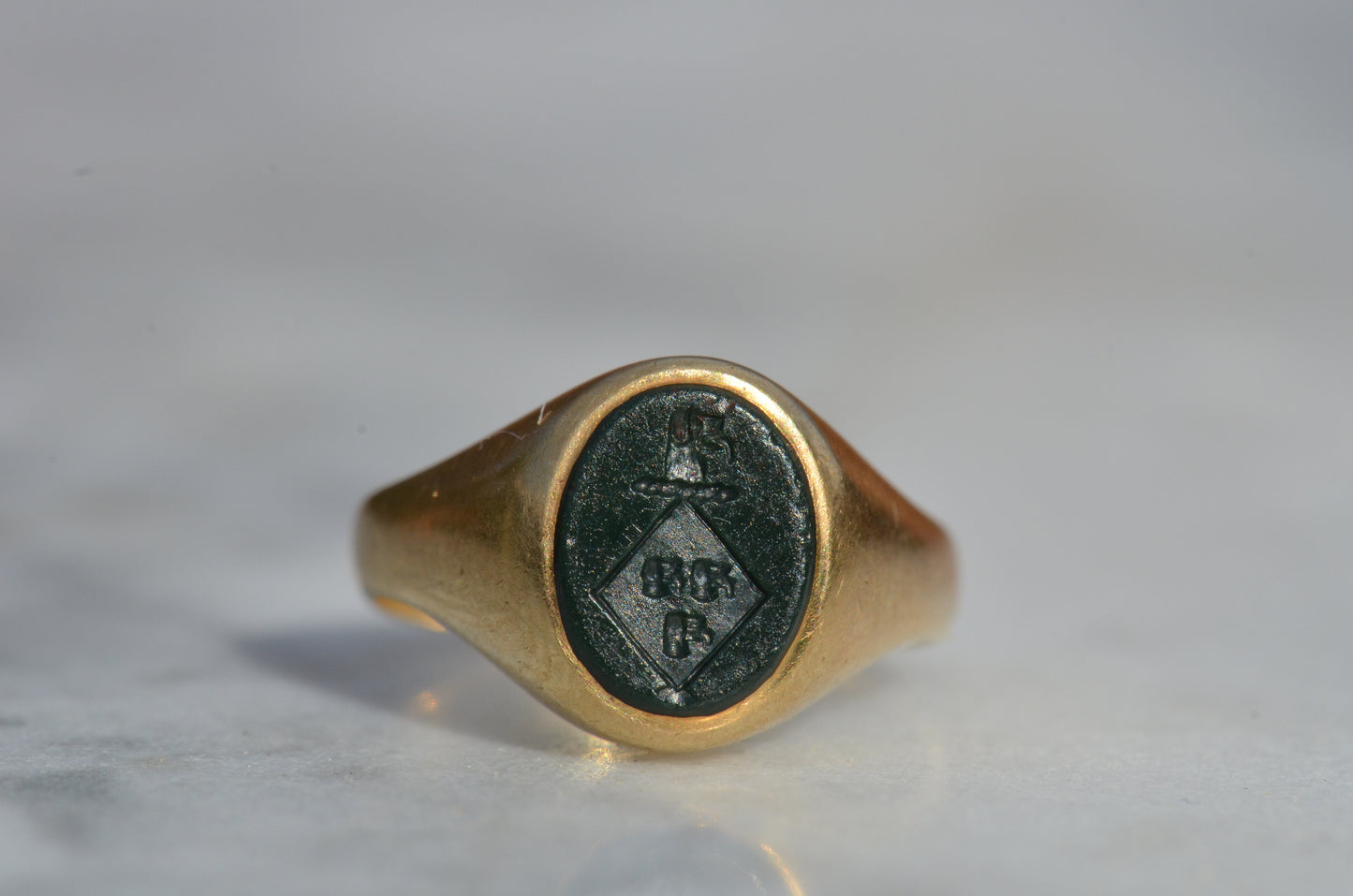 Petite Bloodstone Crest Ring