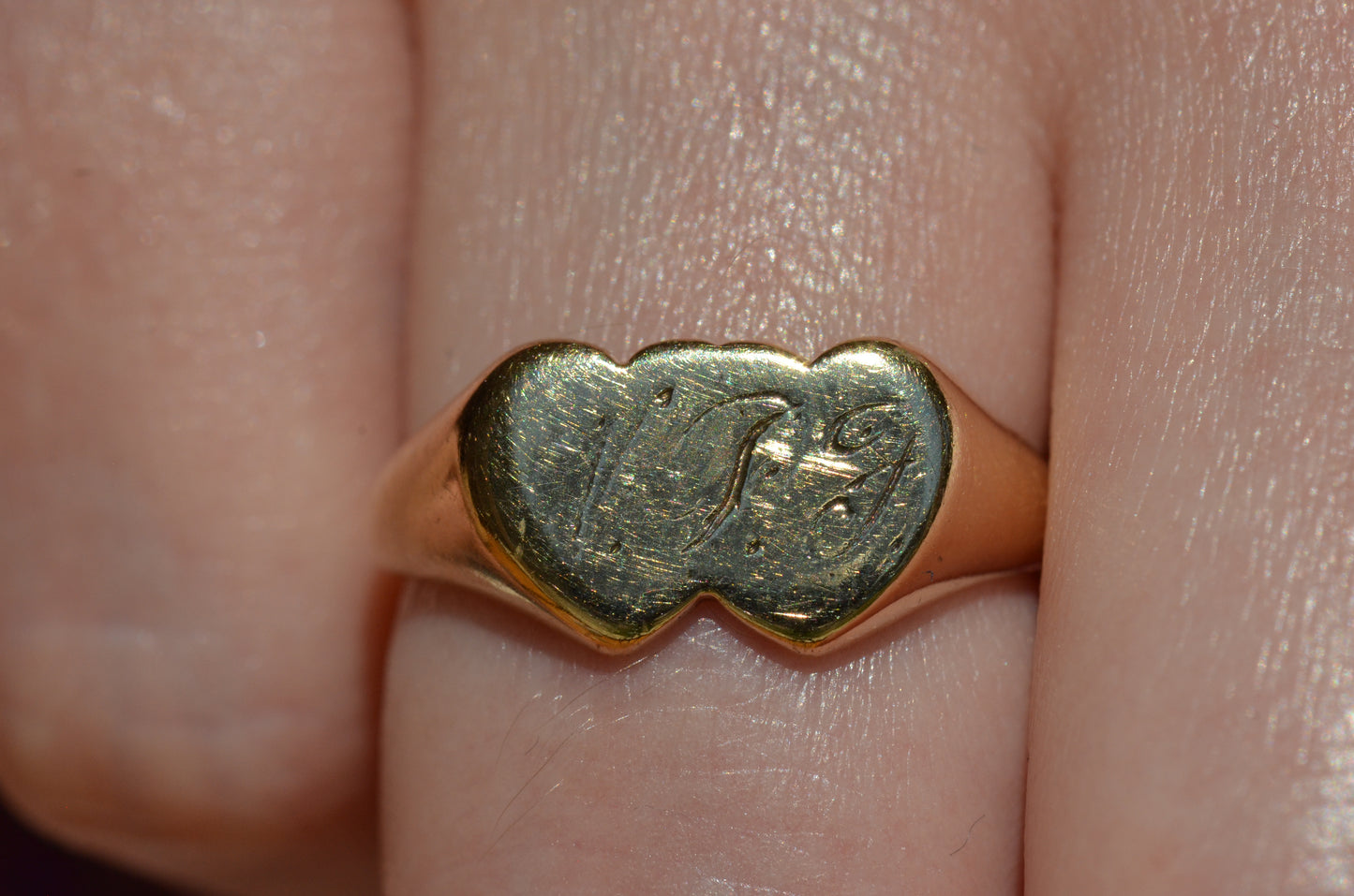 Tender Double Heart Signet