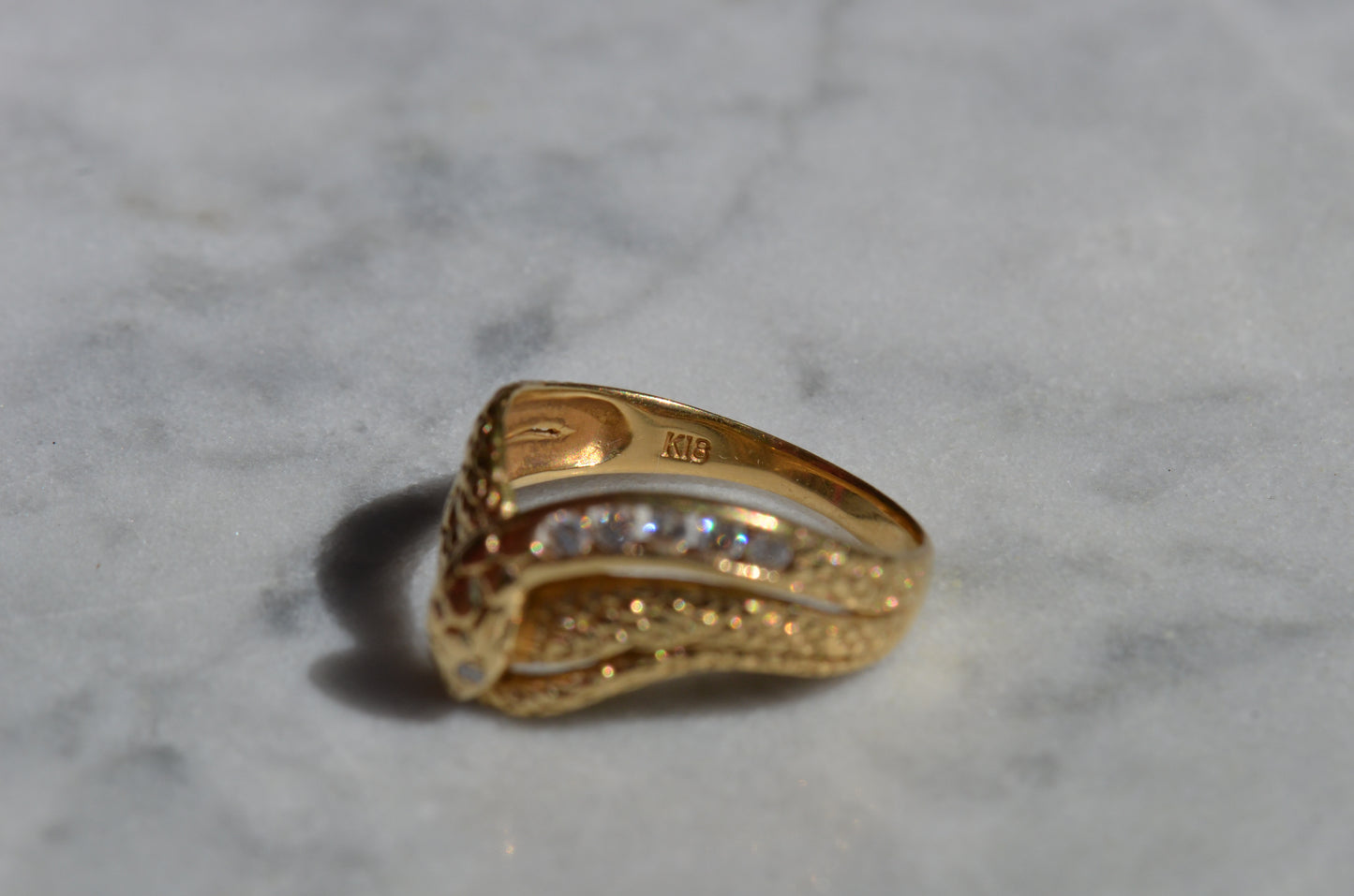 Sinuous Channel Snake Band