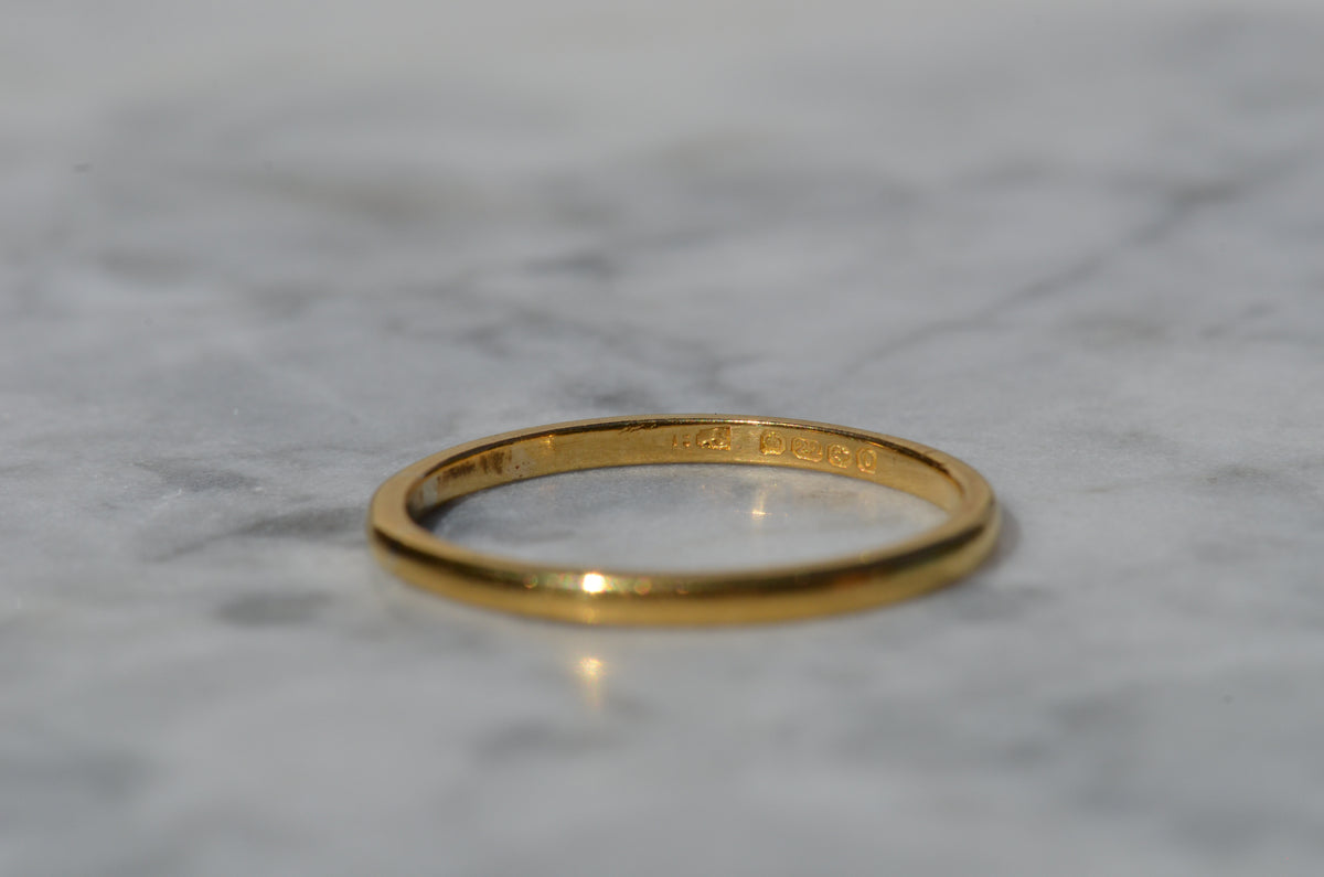 Narrow Estate 22k Band Size 10