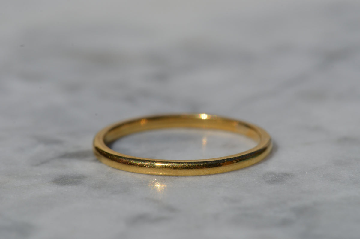 Narrow Estate 22k Band Size 10