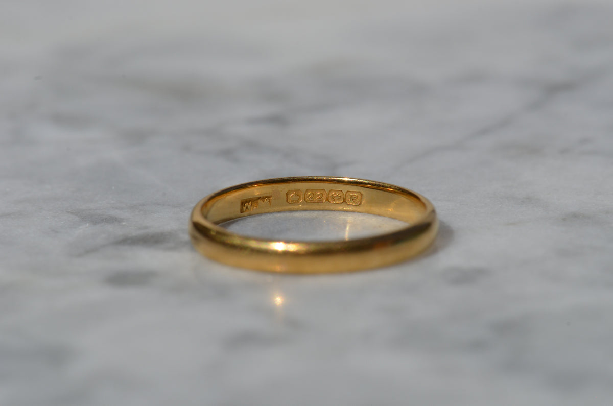 Timeless Vintage 22k Band 1939 Size 7